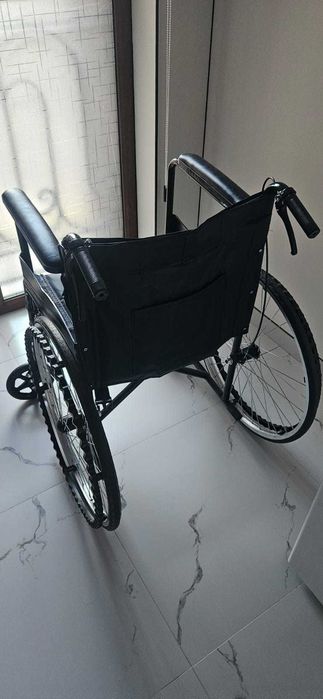 Инвалидная коляска