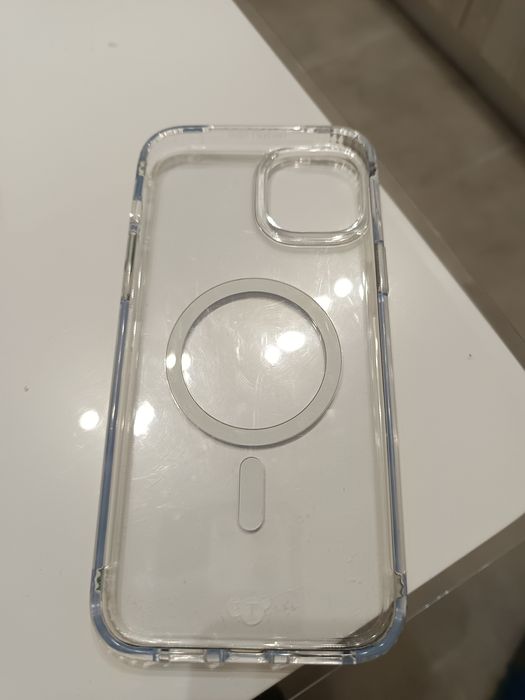 Vînd husă iPhone 14 sau 15 pro max