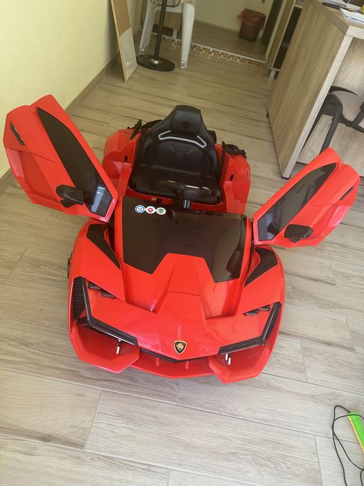 Кола с дистанционно управление Porsche. Като нова.