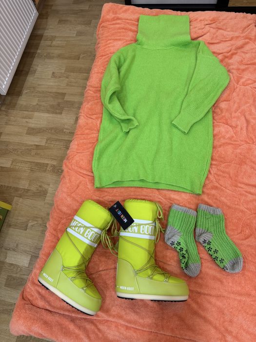 Moon boot 35/38 + pulover oversize + sosete