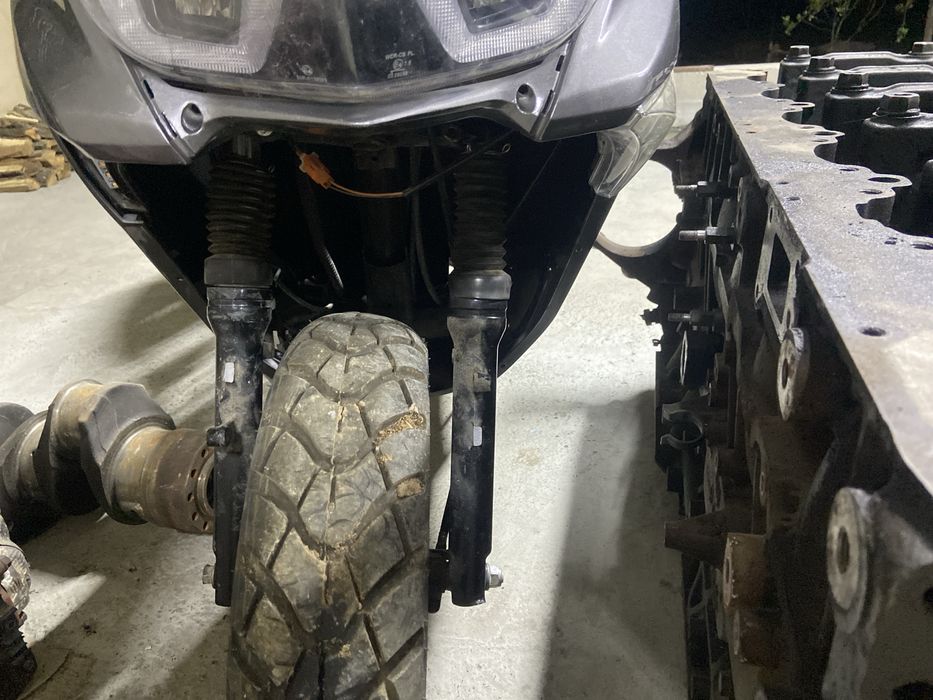 Скутер макси 180.000