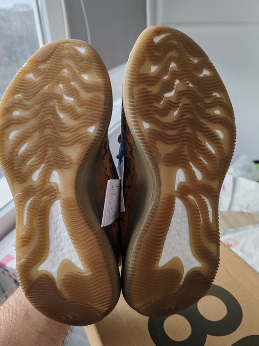 Adidași Yeezy 380 - 40.2/3 - 25.5 cm