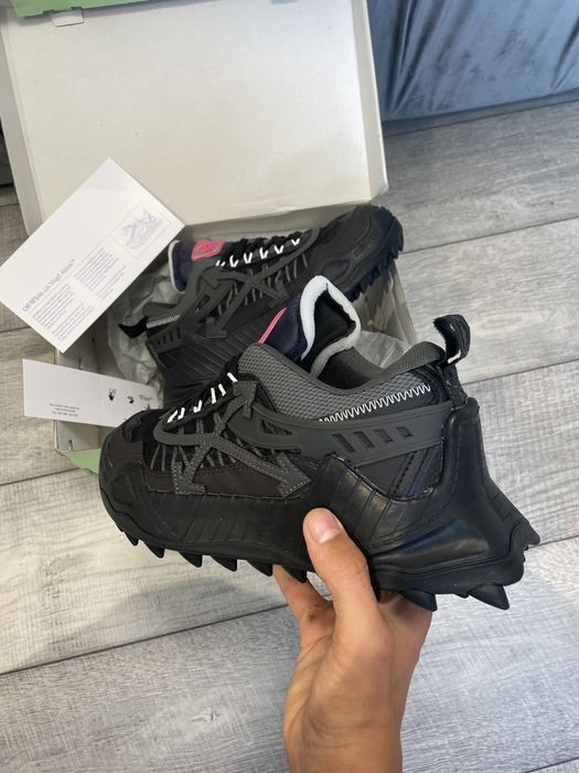 Off White Odsy.