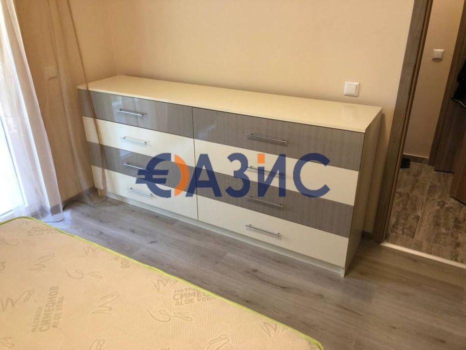 Продава се Двустаен апартамент в к.к. Слънчев бряг - 72 кв.м за 1400 €/кв.м - Снимка #11