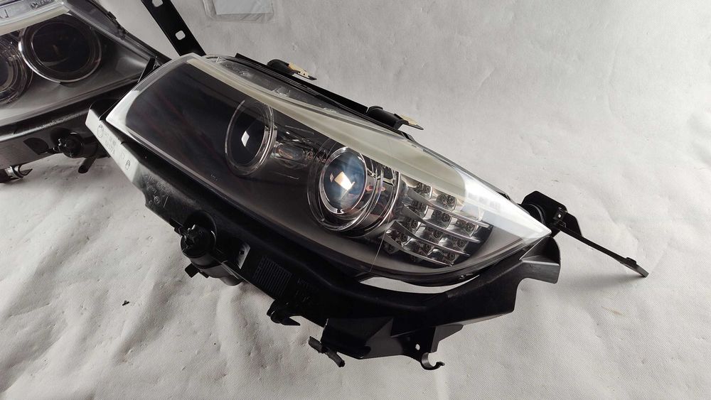 Bmw 3 E90 E91 lci far bixenon stanga dreapta faruri led xenon