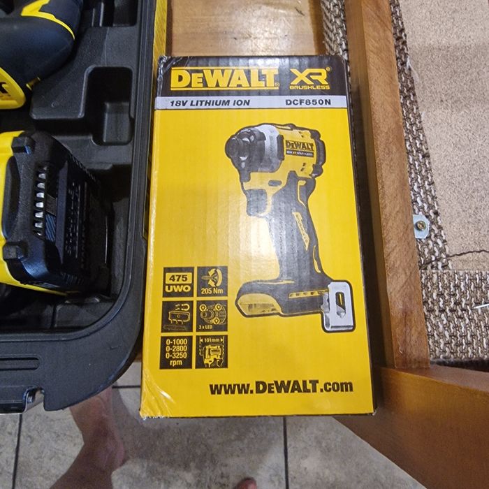 Stanley fatmax , dewalt
