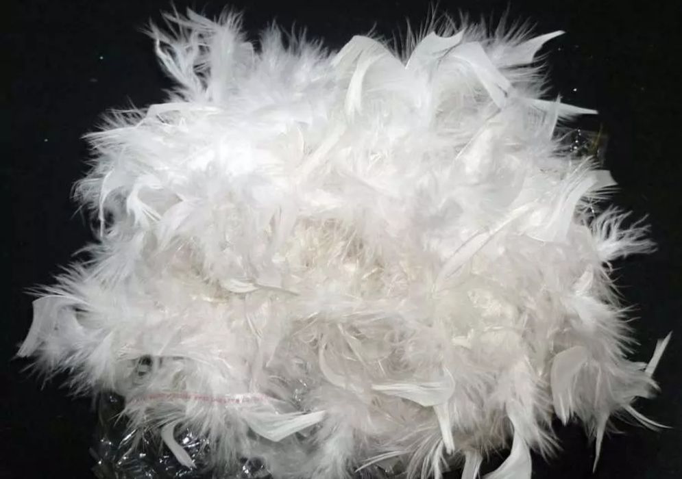 Продам пух-перо.