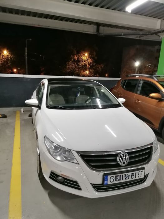 Passat CC 2011 Alb Perlat / Piele / Trapă Panoramica /Parcare Automată/ BiXenon /Unicul Propietar in Romania  din 2015