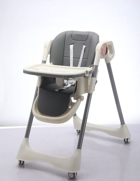 Детский стульчик для кормления