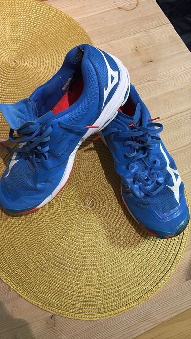 Mizuno – adidași volei