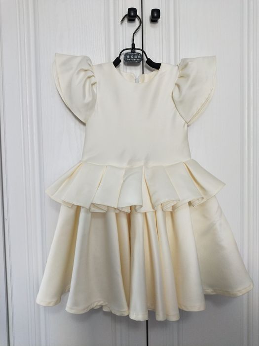 Красивое платье для девочек