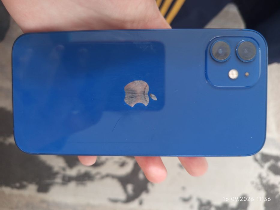 Продам или обменяю iPhone 12