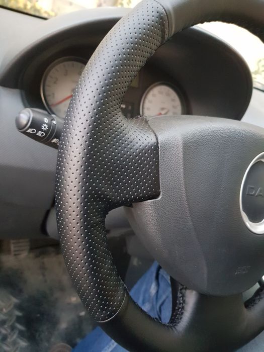Huse volan  auto dedicate