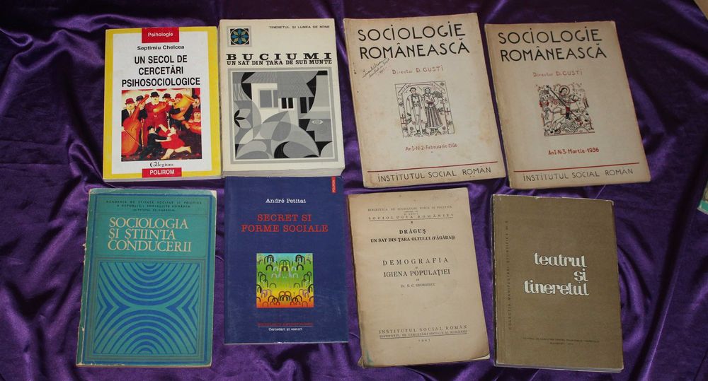 lot 54 carti reviste de sociologie  romaneasca Dimitrie Gusti Opere Anton Golopentia scoala sociologica de la Bucuresti Viitorul social Lupta de clasa