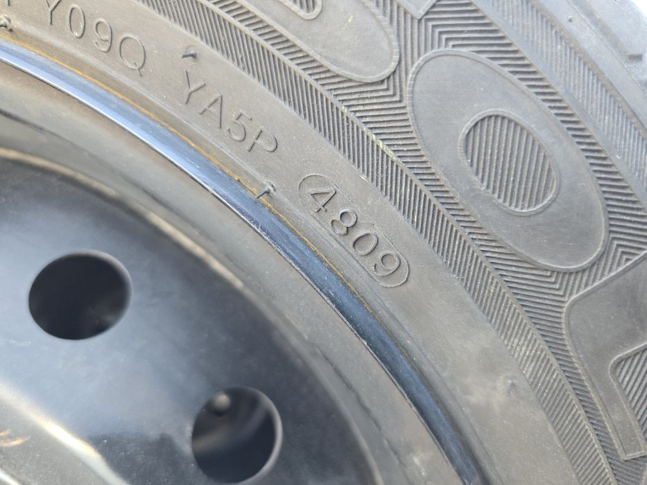Jante 4x100 165-65r15 Kumho