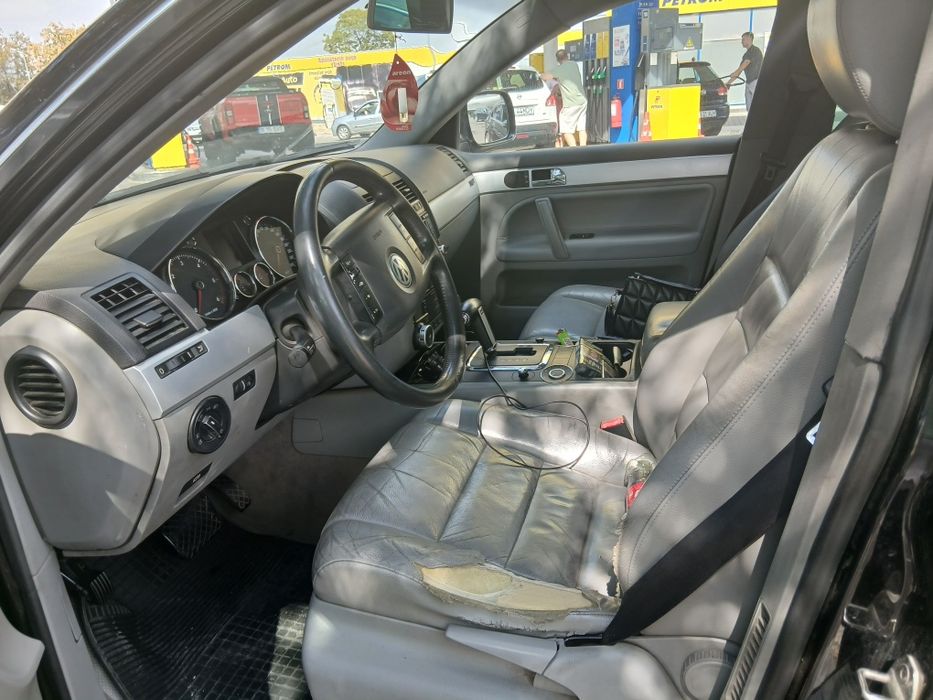 VOLKSWAGEN Touareg 0 — imagine 4