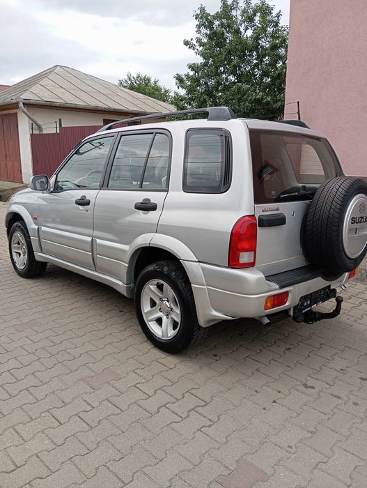 Suzuki Grand Vitara 4x4 reductor 2.0 benzina