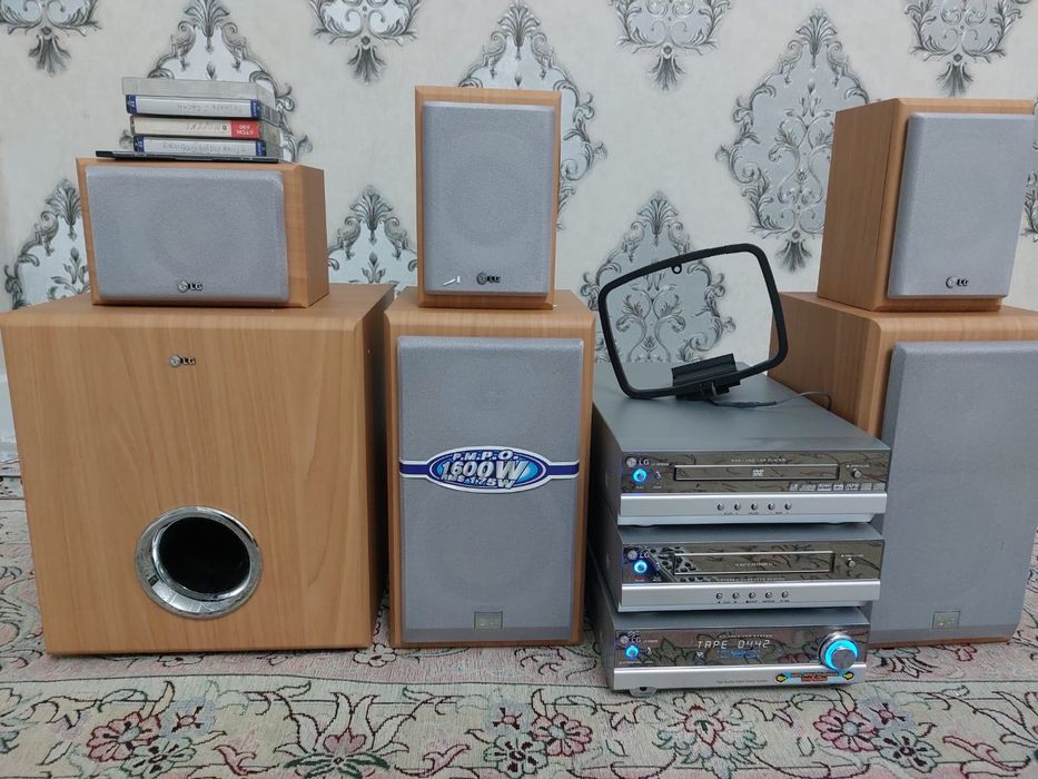 Музыкальный центр