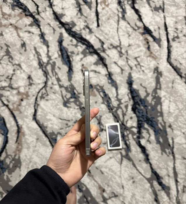 iPhone 16 pro max white titanium oq 2ta imei otgan