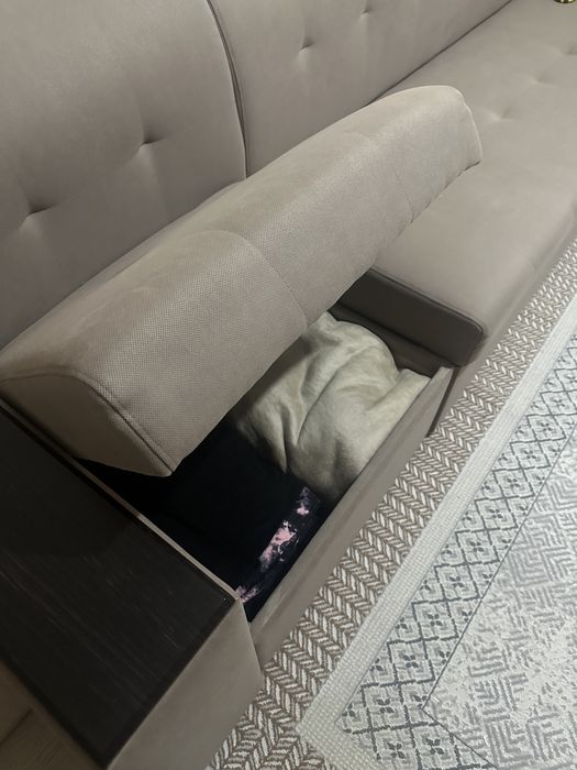 Продам диван с оттоманкой