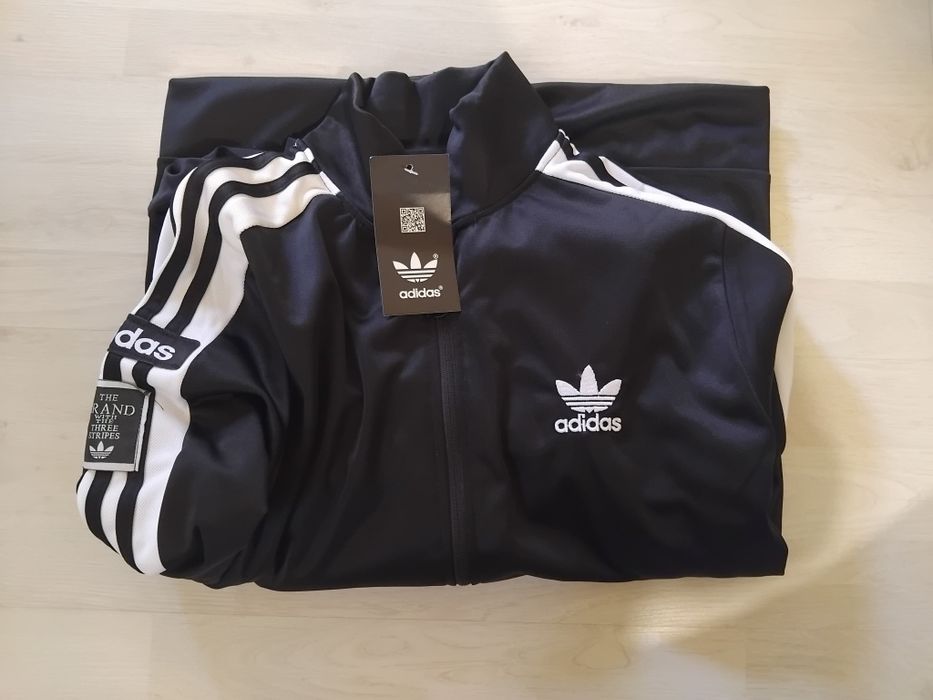 Treninguri Nike si Adidas unisex.