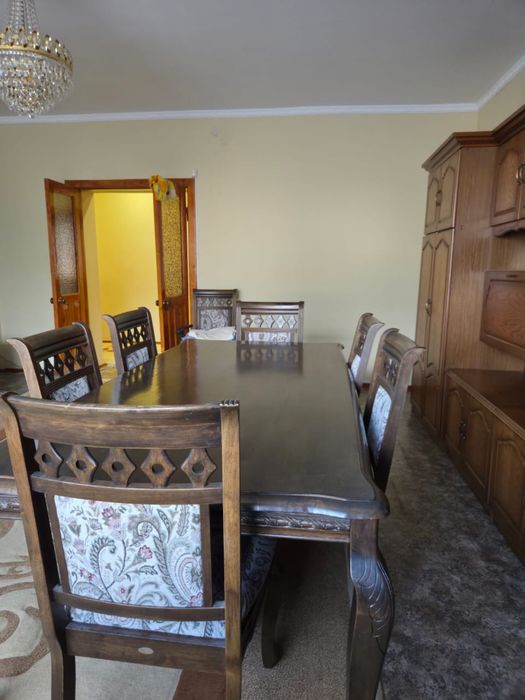 Продам стол со стульями