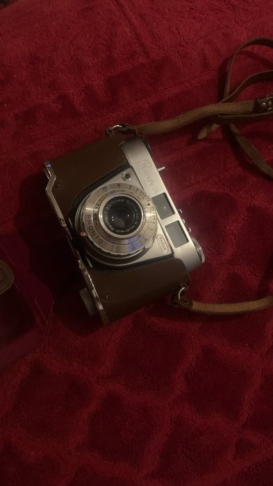 Vand aparat de fotografiat vechi
