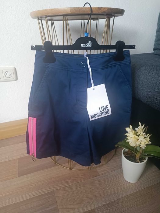 Къси панталони Love moschino