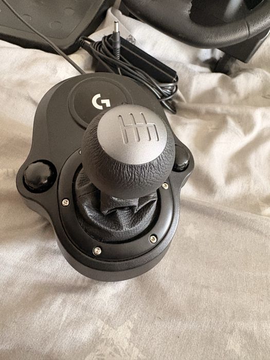 Volan Logitech G923 PC/PS4/PS5