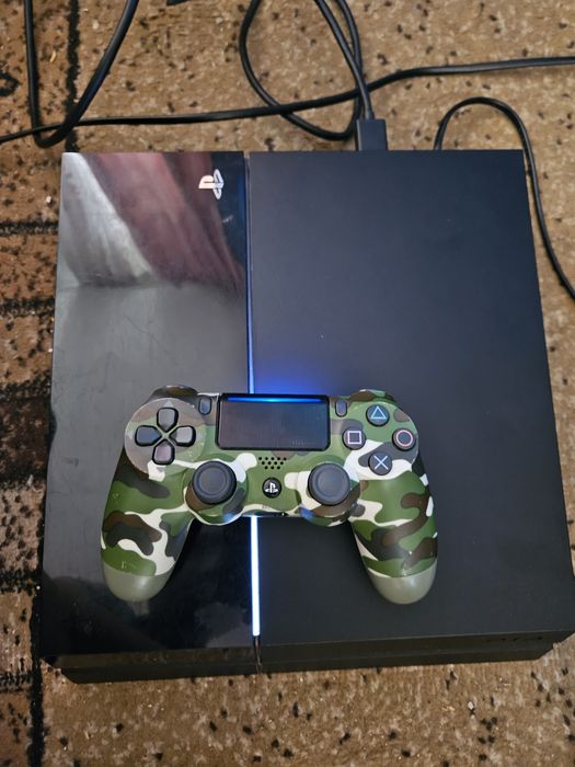 Playstation PS4 1TB +игры