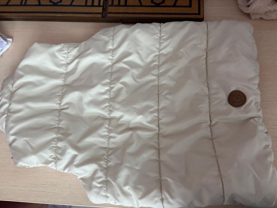 Безрукавка.