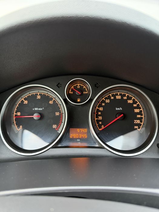 Opel Astra H 1.7 CDTI