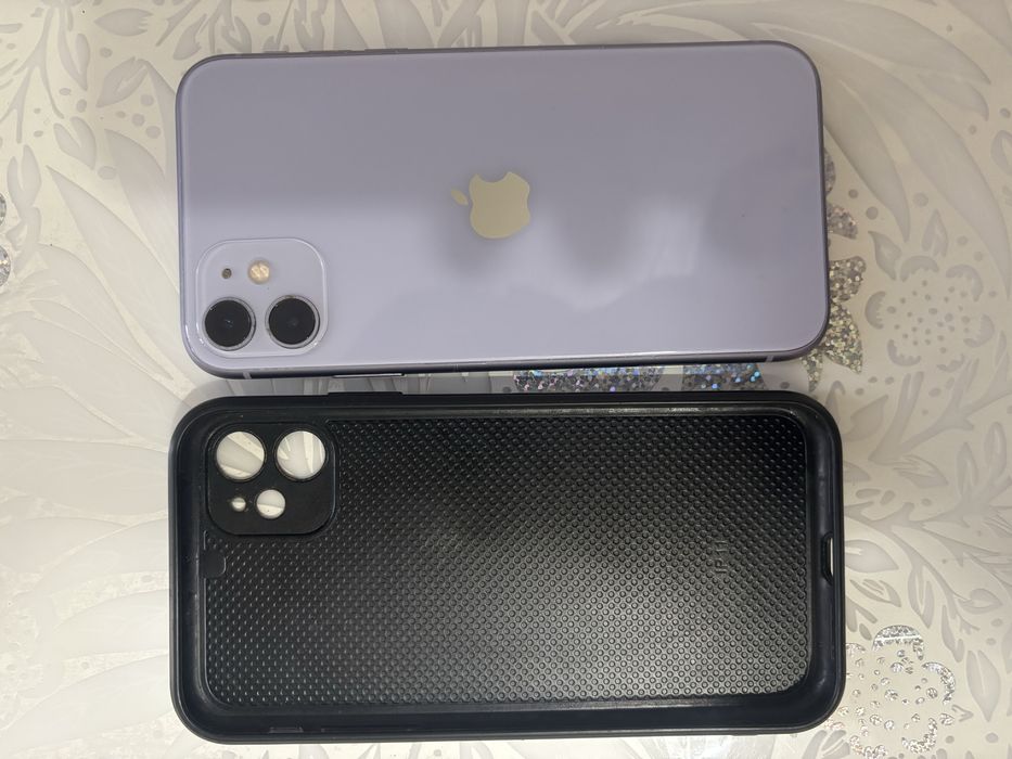 iPhone 11 в отличном состоянии