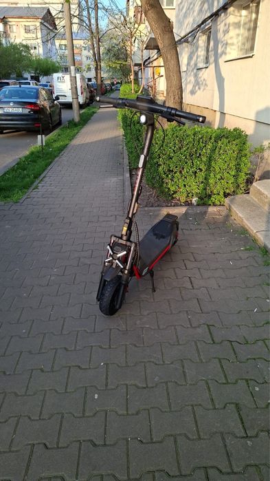 Vand trotineta electrica  Segway cu garantie
