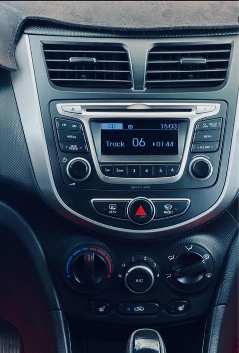ПРОДАЮ Hyundai solaris 2015 года.