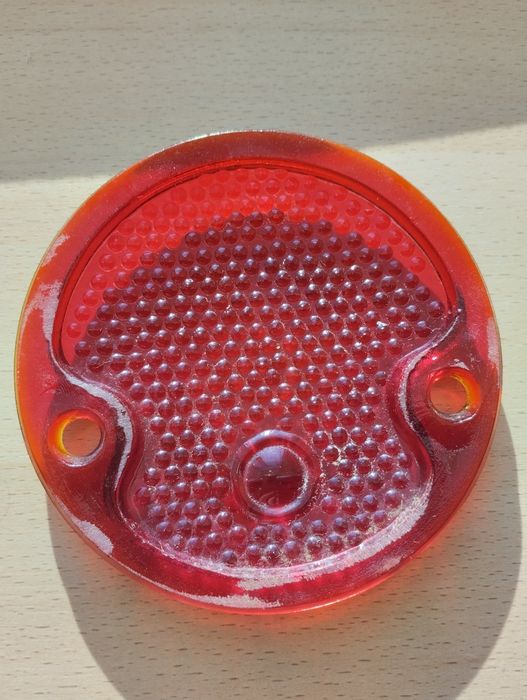 Стекла стоп фонарей