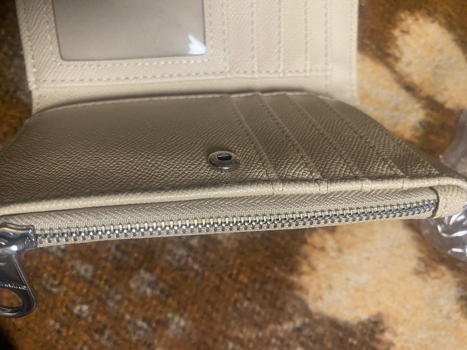 Дамско протмоне Stradivarius