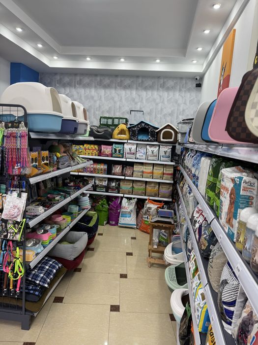 Зоомагазин Лежаки Домики Воротники Игрушки Кормы Лакомства