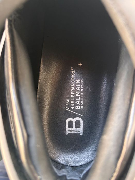 Adidasi Balmain 44