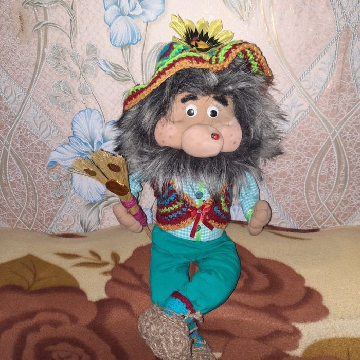 Домовые ручной работы