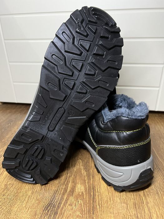 Спецобувь. Новые ботинки рабочие размер 43