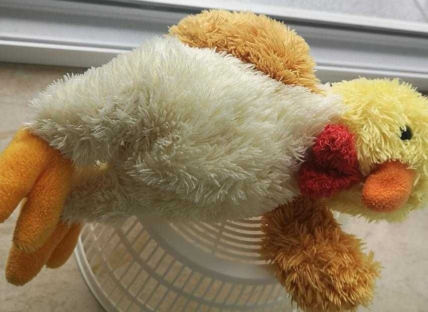 плюшена играчка чудесно пиле НОВО