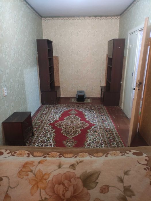 Продается 2 комнатная квартира в центре