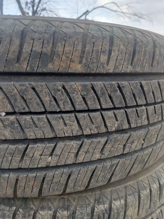 Продам шины Якохома 225/60r18.