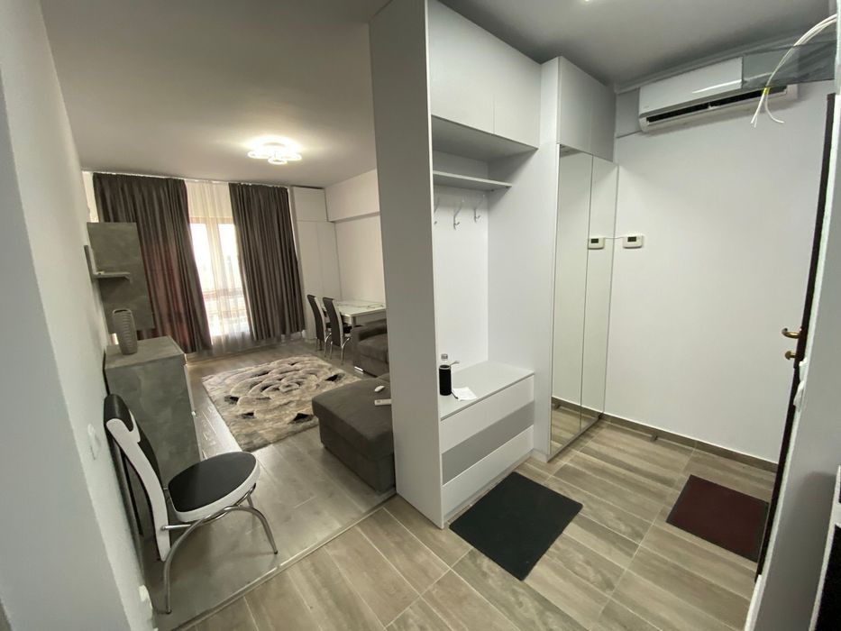 Inchiriez apartament 2 camere in Cartierul Solar