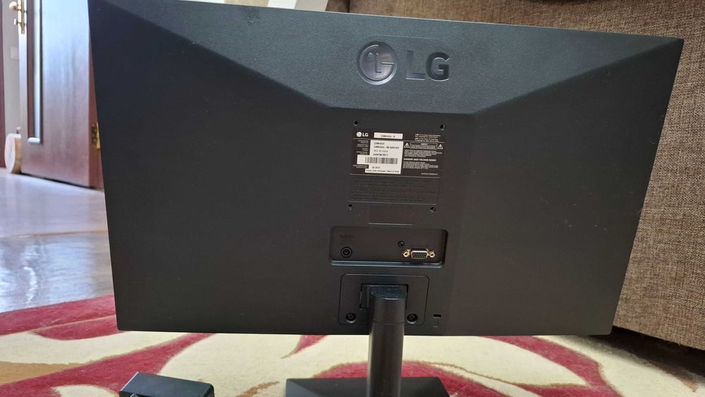 Монитор LG 22MK400A 2019 | Рабочее состояние | Комплект