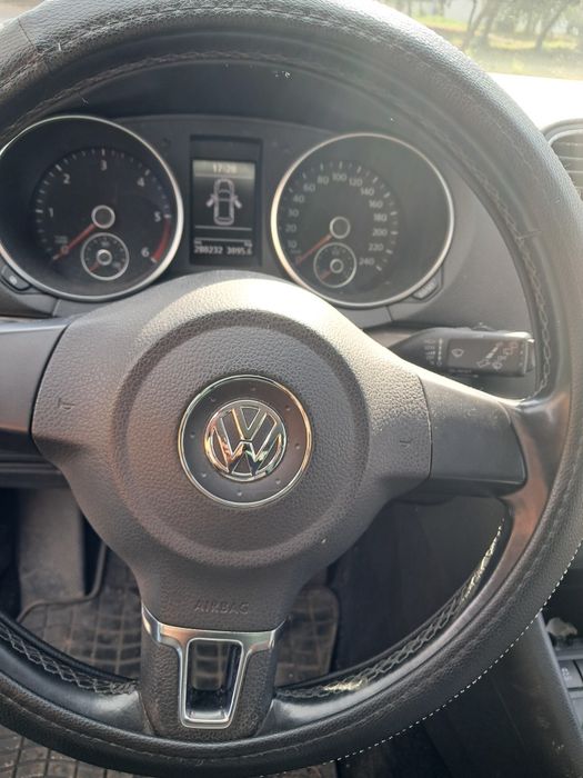 Volksvagen Golf 6 , 2011 , 1.6 tdi