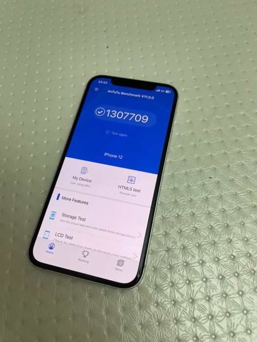 Iphone 12 white в хорошем состоянии