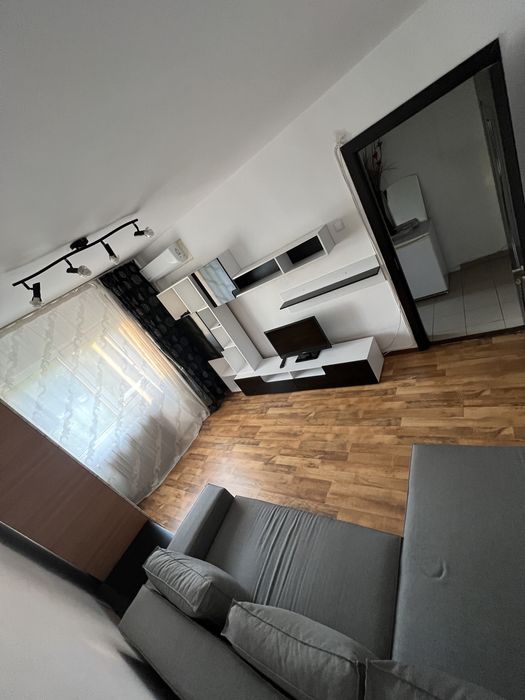 vand garsoniera zona lacul tei , strada aromei