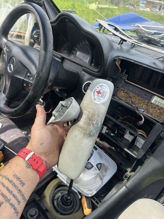 Продавам w203 на части